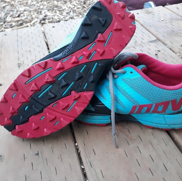 Inov-8 Shoes - Inov-8 Terraclaw 250 Trail Running Shoe